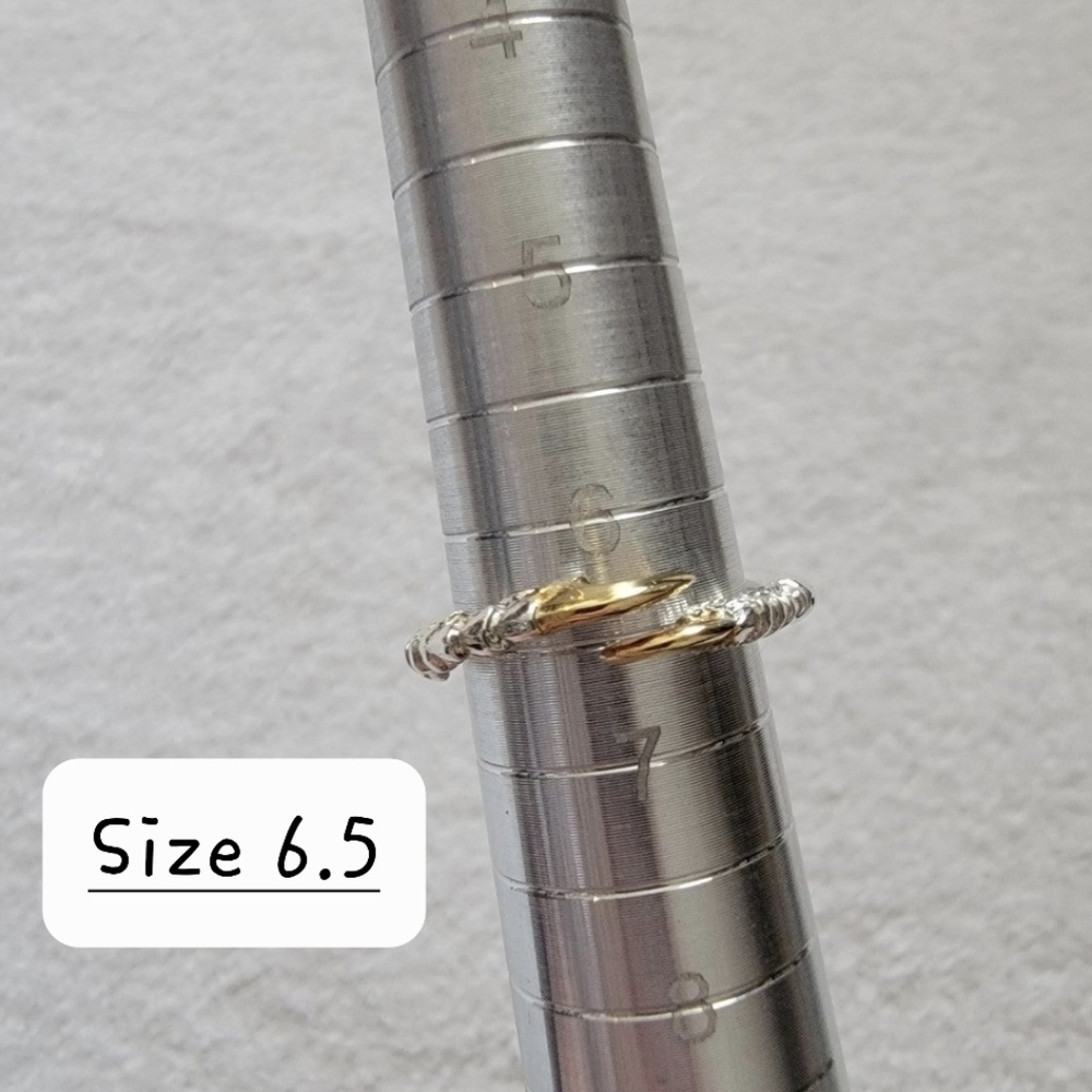 Tessa Metcalfe Single Claw Ring ring - Picture 4 of 8